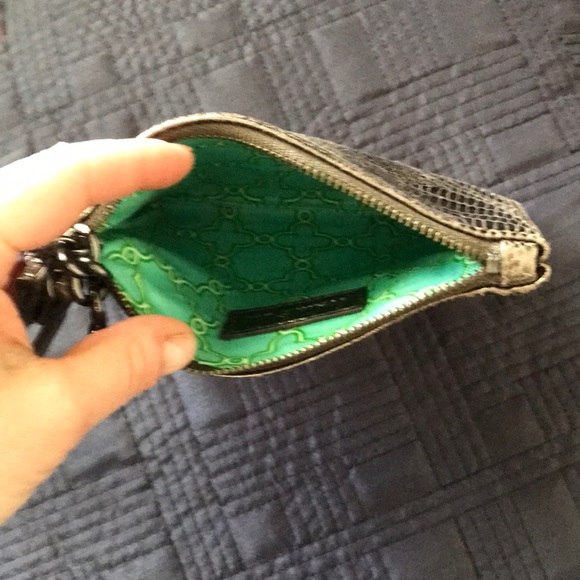 Stella and Dot Gold Distressed wristlet. - Picture 5 of 7